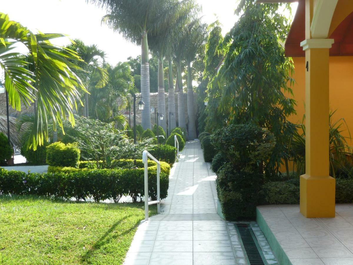 Apart Hotel Acuarious De Luis Esteli Luaran gambar